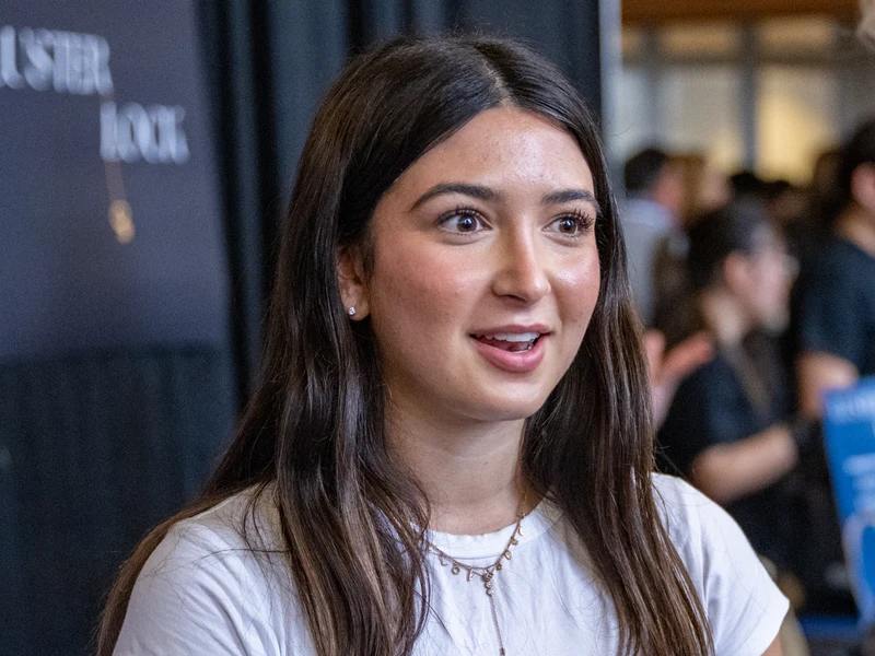 Portrait of Talia Broder